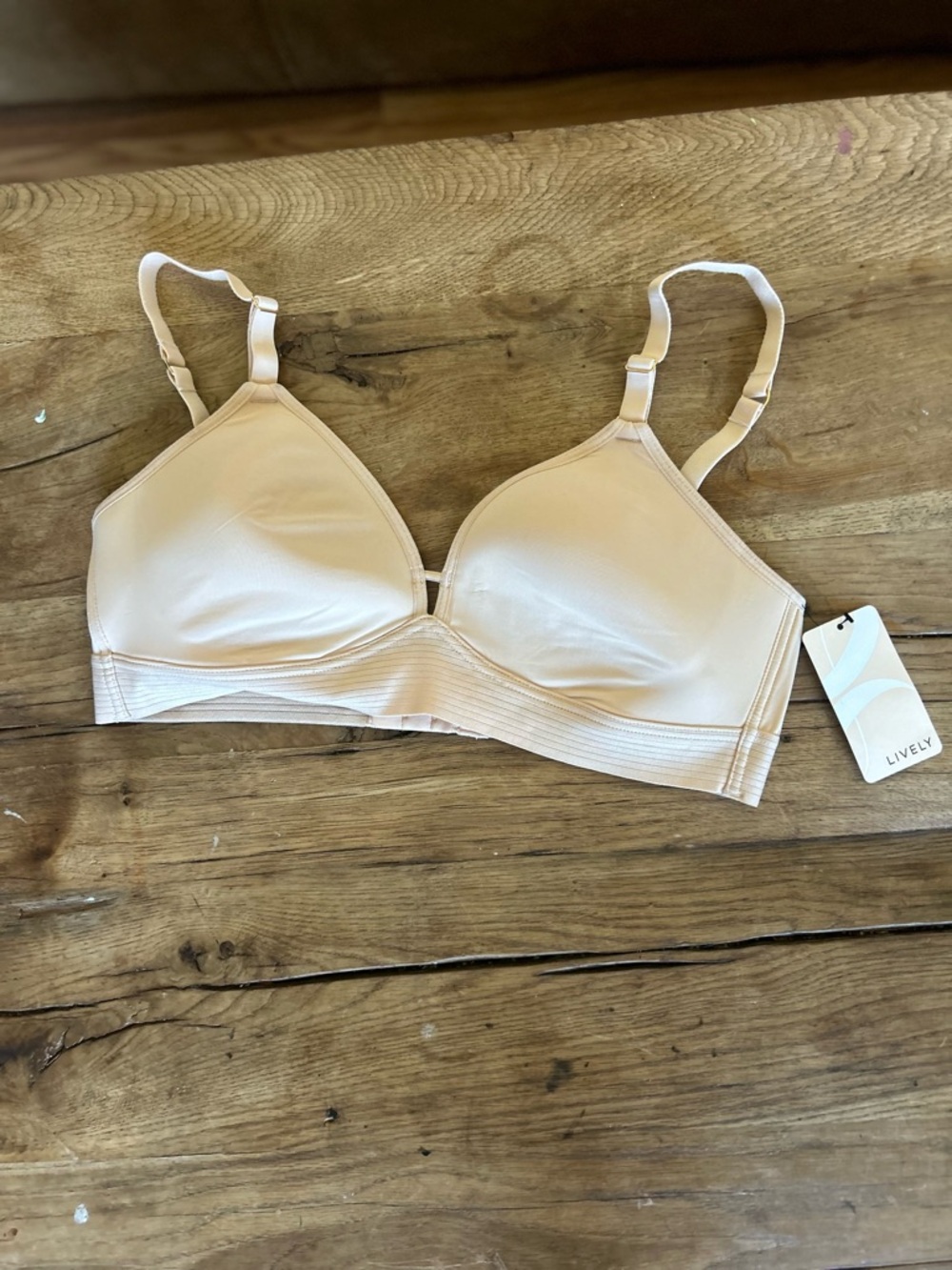 Nordstrom Lively Wireless Triangle Bra - Light Nude 38B toasted almond cream